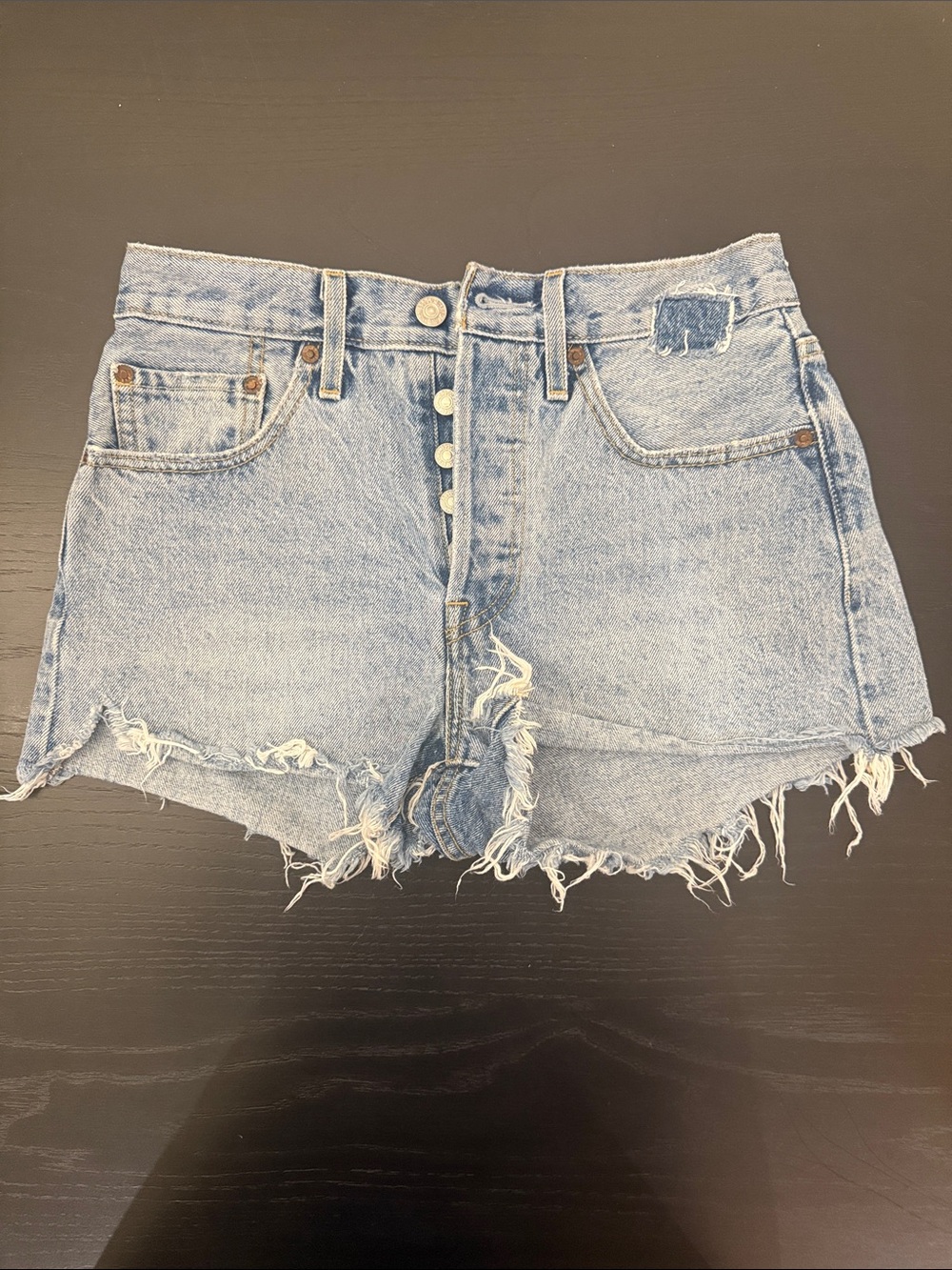 Levi's 501 Light Blue Distressed Button-Fly Denim Shorts size 26